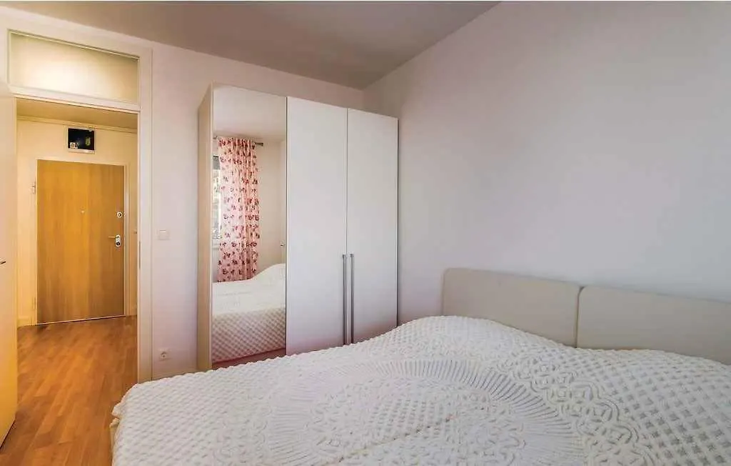 Apartment In Rijeka 38963
